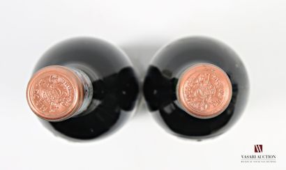 2 bottles Château PAPE CLÉMENT Graves GCC...
