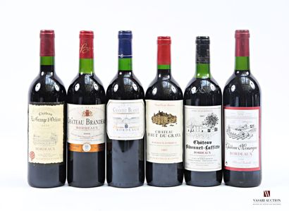Lot de 6 bouteilles comprenant : 		
1 bouteille	Château...