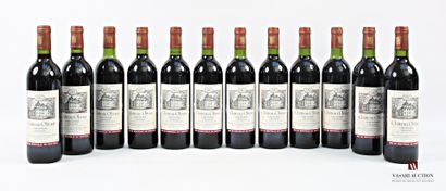 12 Blles Château OLIVIER Graves GCC 1983
...