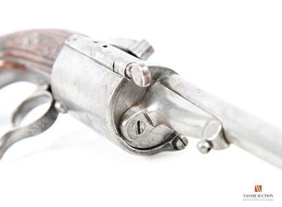 Arme à système, rarissime revolver à percussion...