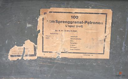 Deux caisses allemandes de munitions : peinture...