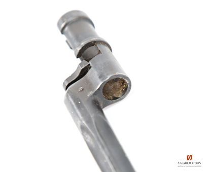 Baïonnette cruciforme de fusil Mosin-Nagant...