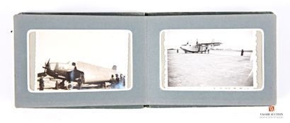 Album photo 12,5 x 9,5 cm d'un mécanicien...