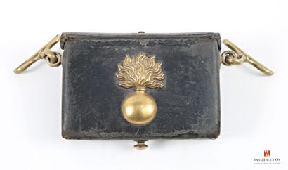 Coffret de giberne de gendarme à cheval,...