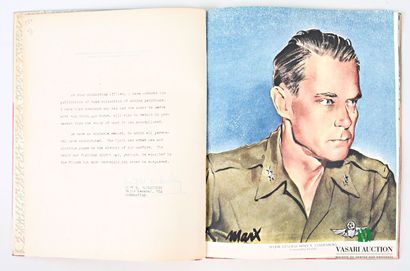[MANUELS MILITAIRES]
Lot comprenant 15 volumes...