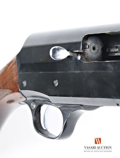 Fusil semi-automatique Verney-Carron 3 coups...