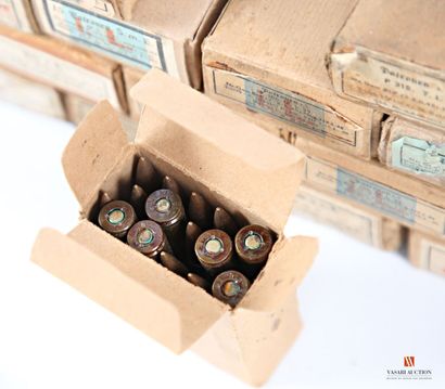 Munitions de catégorie C : 600 cartouches...