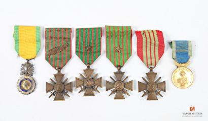 Ordres et décorations : Médaille militaire...