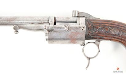 Arme à système, rarissime revolver à percussion...