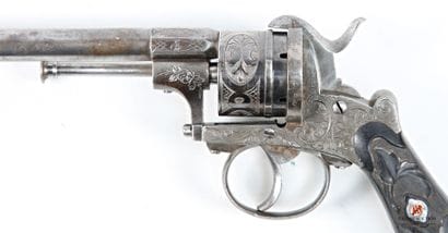 Beau revolver à broche « pour Officier »...