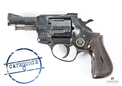 Revolver Arminius modèle HW1G calibre 9 mm...