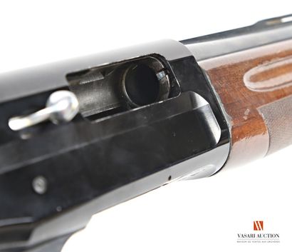 Fusil semi-automatique Verney-Carron 3 coups...