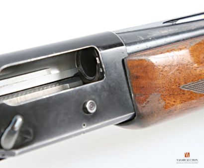 Fusil semi-automatique Browning modèle B-80...