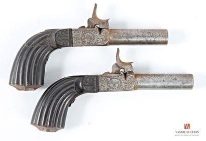 Paire de pistolets à percussion, modèle à...