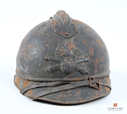 Casque Adrian modèle 1916, attribut frontal...