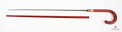 Canne-épée, bois teinté rouge et métal, lame...