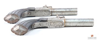 Paire de pistolets à percussion, modèle à...