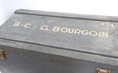 Ensemble de malles et valises : caisse de...