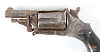 Revolver de poche calibre 6 mm Vélodog, canon...