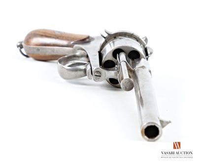 Important revolver à broche double-action...