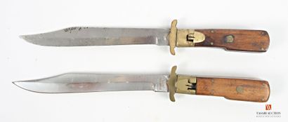 Deux couteaux de chasse à la d'Estaing :...