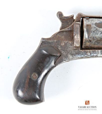 Revolver de poche calibre 6 mm Vélodog, canon...