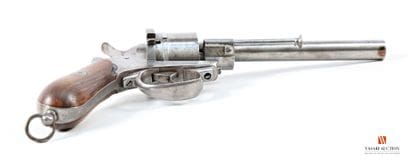 Important revolver à broche double-action...