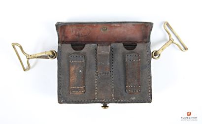 Coffret de giberne de gendarme à cheval,...