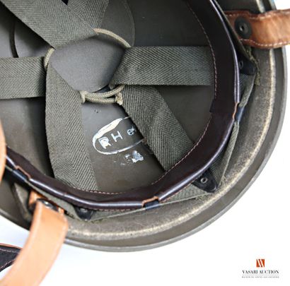 Casque français modèle 51, casque lourd daté...
