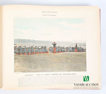 [MILITARIA & ALBUMS]
Lot comprenant :
- un...