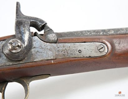 Fort pistolet à percussion type Compagnie...