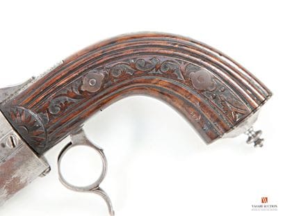 Arme à système, rarissime revolver à percussion...