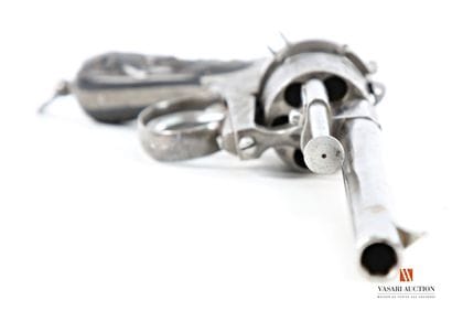 Beau revolver à broche « pour Officier »...