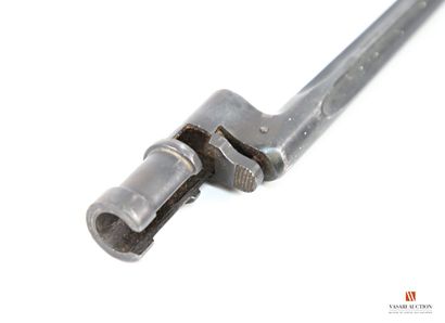 Baïonnette cruciforme de fusil Mosin-Nagant...