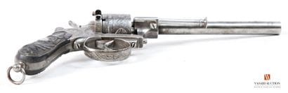 Beau revolver à broche « pour Officier »...