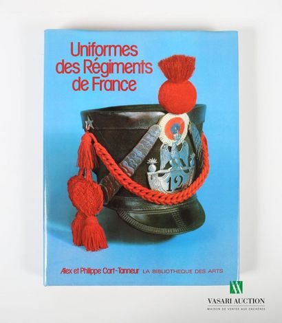 [UNIFORMES/COSTUMES]
Lot comprenant onze...