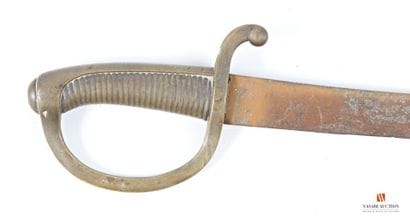 Sabre briquet type an XI, lame légèrement...