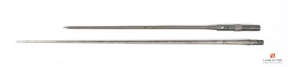 Baïonnette cruciforme de fusil MAS 36, finition...
