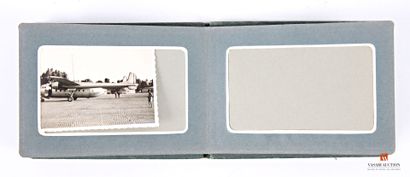 Album photo 12,5 x 9,5 cm d'un mécanicien...