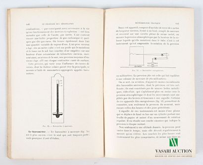 [MANUELS MILITAIRES]
Lot comprenant 15 volumes...