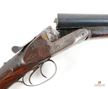 Fusil artisanal stéphanois calibre 12/65,...