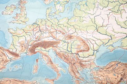 Hydrographic Chart of Europe - Ora hydrographische...