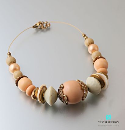 Necklace of various balls, the lobster clasp.
Diameter:...
