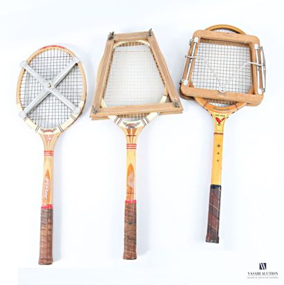 DUNLOP
Set of 3 wooden rackets and their...