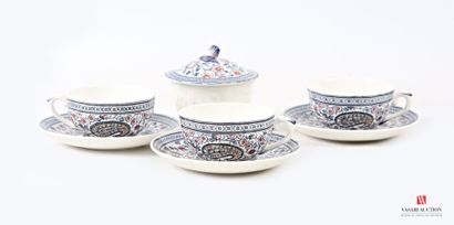 GIEN Manufacture de 

Part of a faience tea...