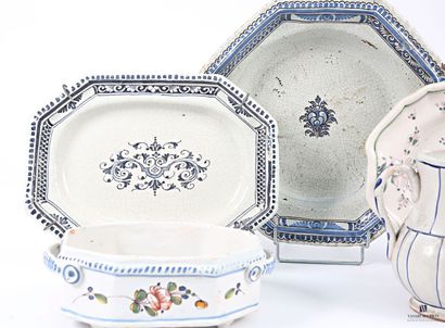 A set of earthenware pieces including an...