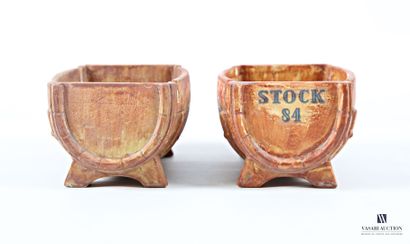 ROMACREA School 
Pair of half-barrel-shaped...