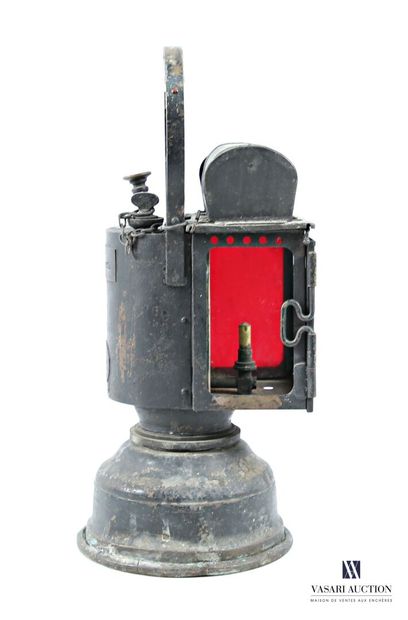 DEHAIL & GRENIER Manufacturer 
Railroad lantern...