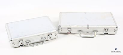Set of two aluminum poker cases, complete...