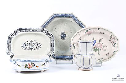 A set of earthenware pieces including an...